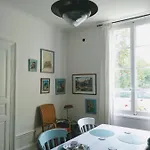 Quai Des Fleurs *
