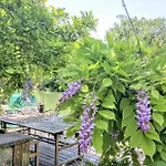 Quai Des Fleurs فندق مبيت وإفطار Saint-Savinien