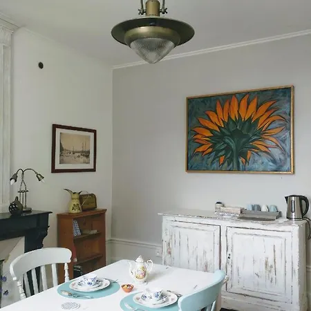 Quai Des Fleurs Frühstückspension Saint-Savinien