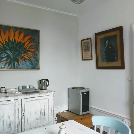 Quai Des Fleurs Saint-Savinien